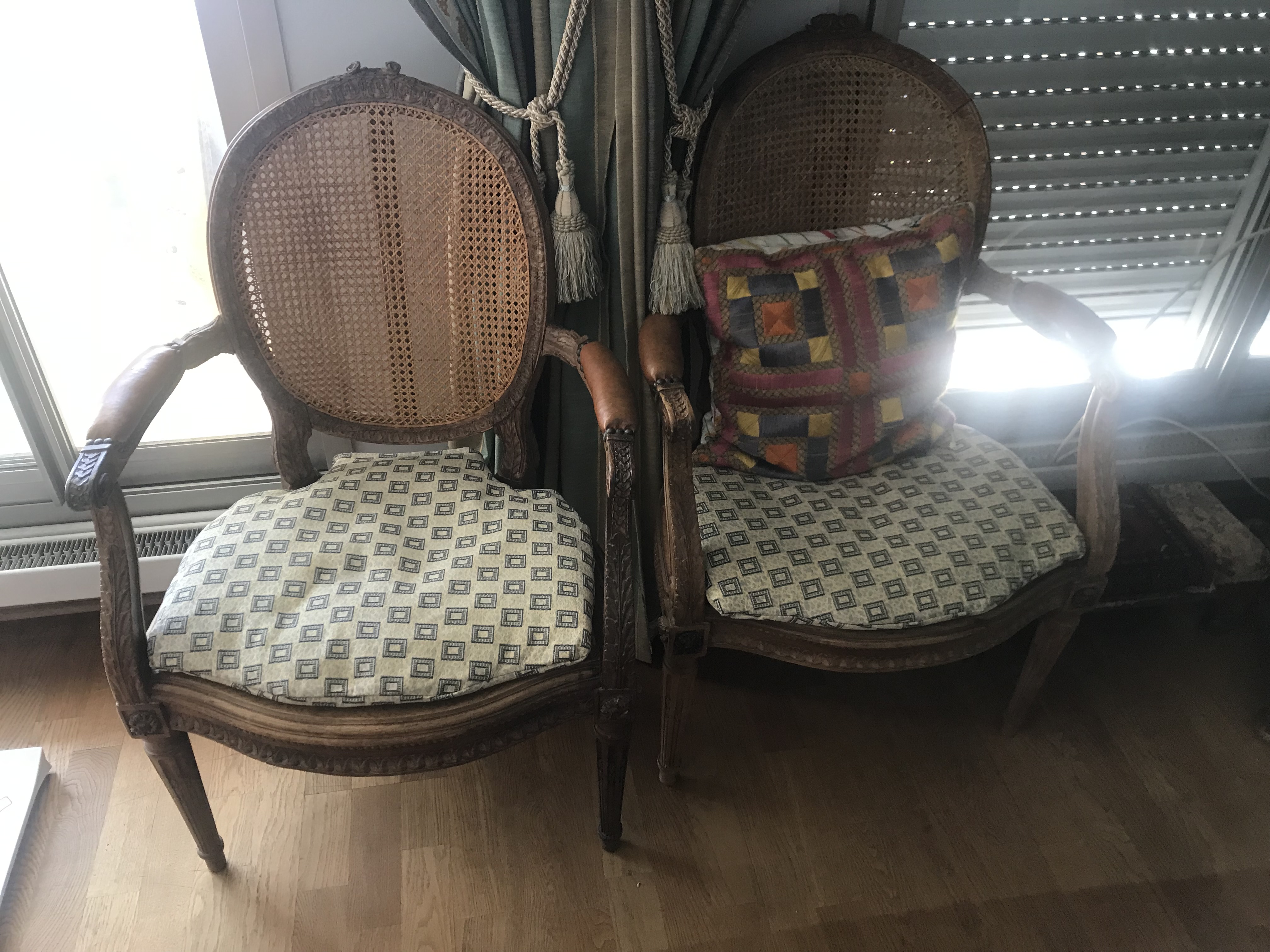 Fauteuil cannés